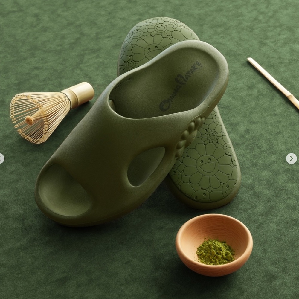 Ohana Hatake x Takashi Murakami (Style: Surippa Ohana, Color: Matcha)